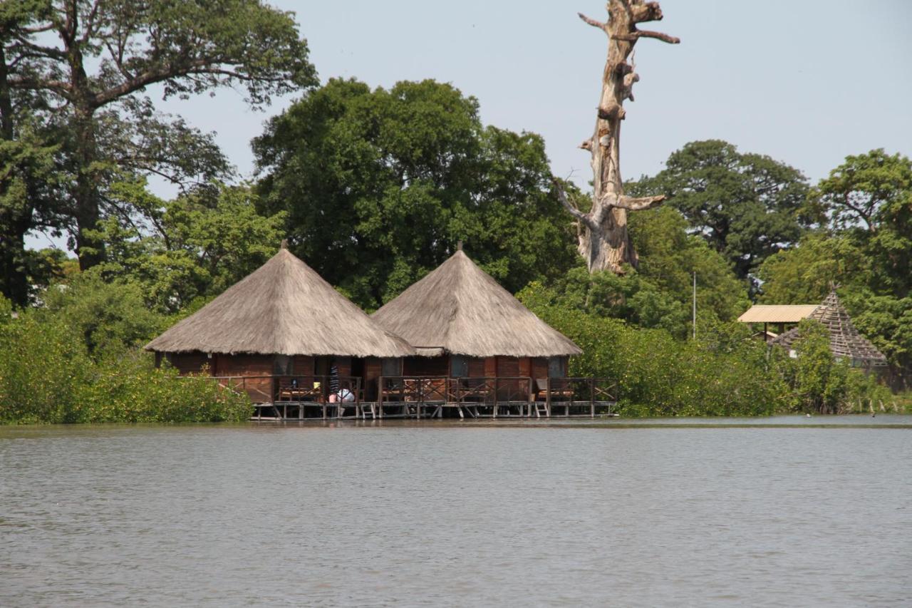 Bintang Bolong Lodge Екстер'єр фото
