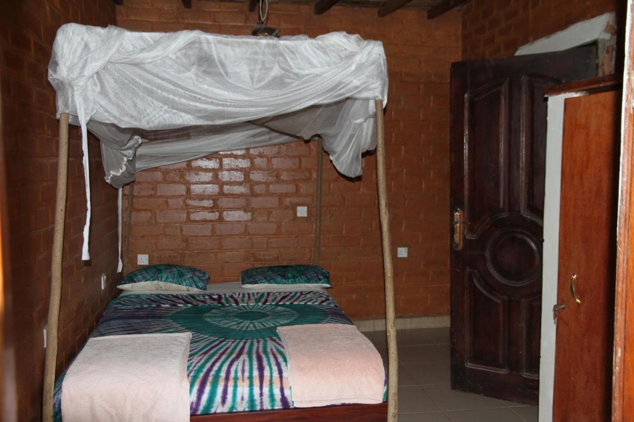Bintang Bolong Lodge Екстер'єр фото