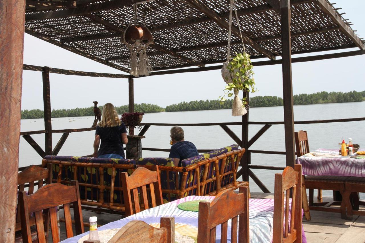 Bintang Bolong Lodge Екстер'єр фото