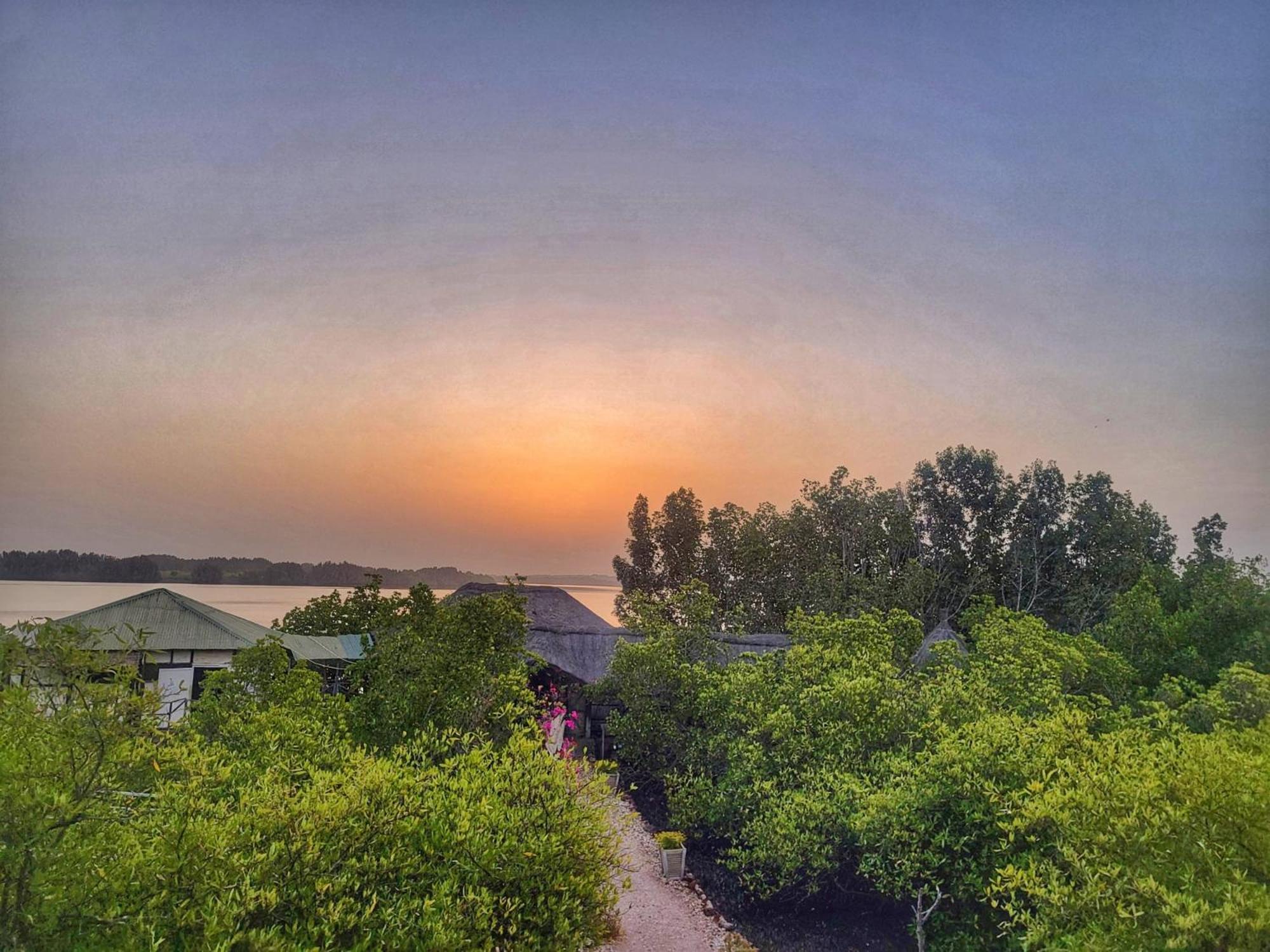 Bintang Bolong Lodge Екстер'єр фото