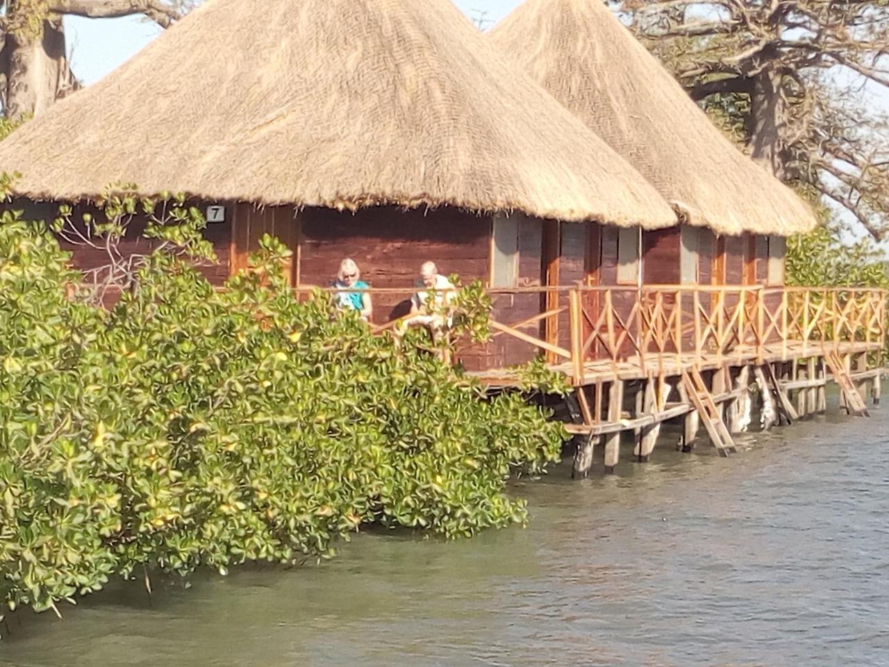 Bintang Bolong Lodge Екстер'єр фото