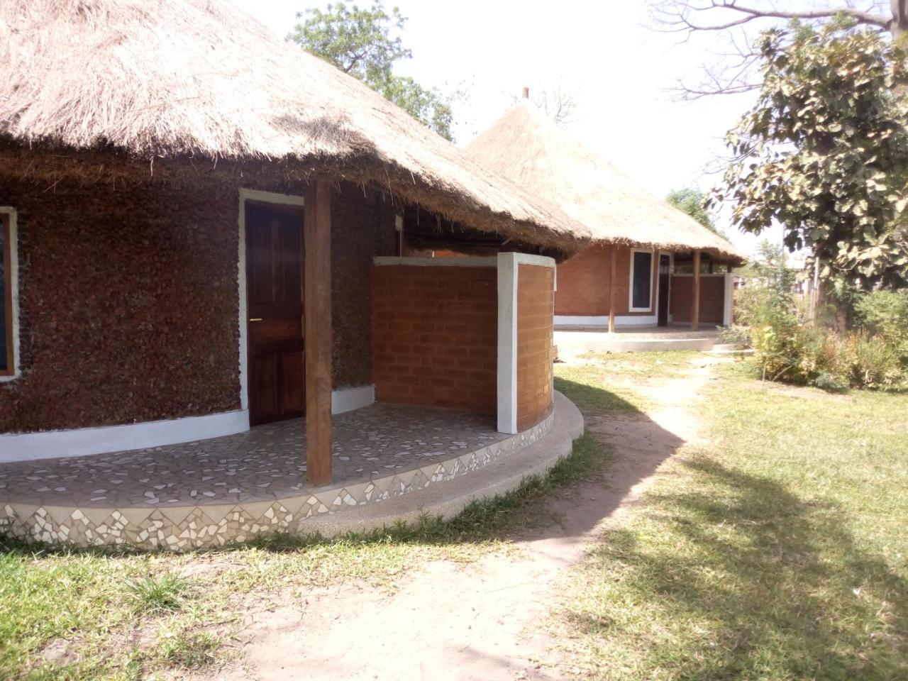 Bintang Bolong Lodge Екстер'єр фото